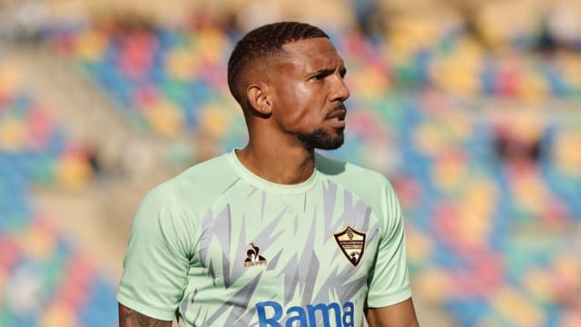 former-orlando-pirates-defender-wayde-jooste-signs-for-motsepe-foundation-championship-side-highbury-1