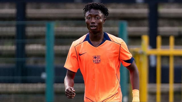 barcelona-hand-teen-defender-hafiz-gariba-first-team-chance