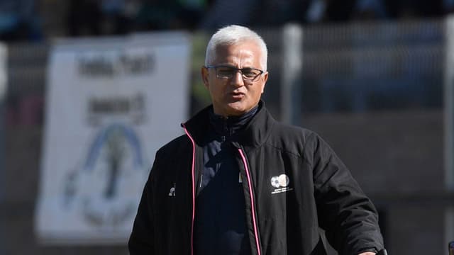 premier-soccer-league-not-ready-for-2026-27-rollout-of-var-says-safa-head-of-referees-1