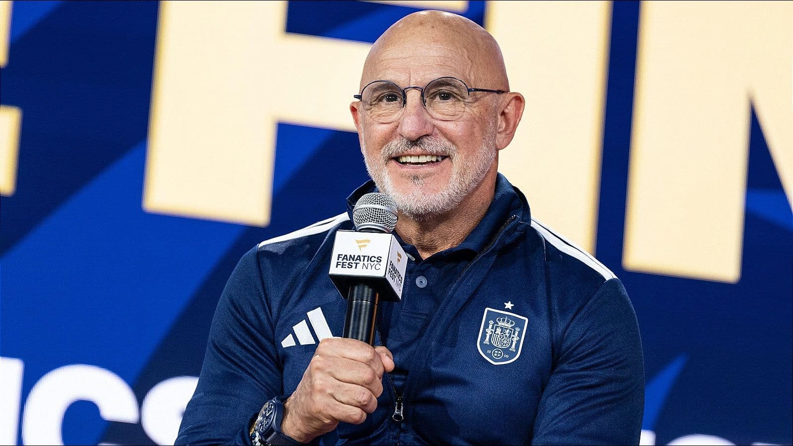 De la Fuente calls reaching FIFA World Cup final a "privilege" ahead of Argentina clash