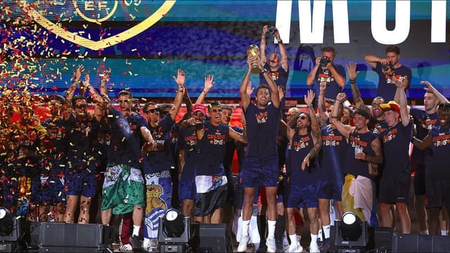 rodri-hails-spains-world-cup-glory-as-madrid-welcomes-home-champions-1