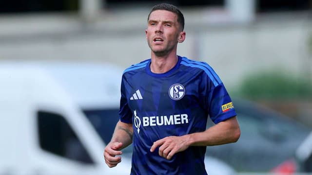robin-gosens-expecting-big-things-from-schalke-this-season