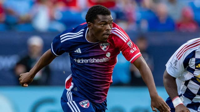 tsiki-ntsabeleng-returns-to-mamelodi-sundowns-on-a-permanent-deal-1