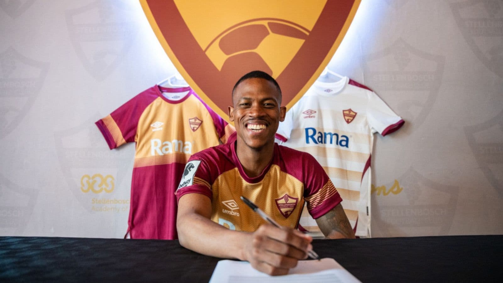 Ashley Du Preez back where it all started after completing return to Stellenbosch FC