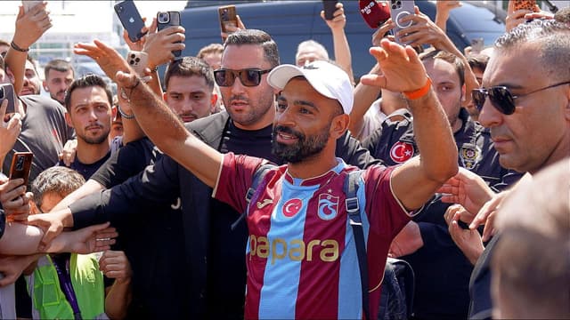 mohamed-salah-targets-trophies-after-stunning-trabzonspor-welcome-in-turkey