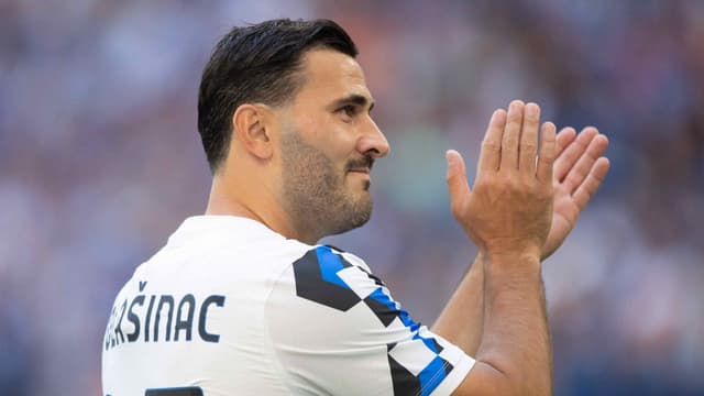 atalantas-sead-kolasinac-cherishes-reunion-with-former-club-fc-schalke