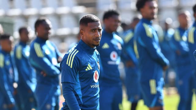 orlando-pirates-parts-ways-with-van-rooyen-2