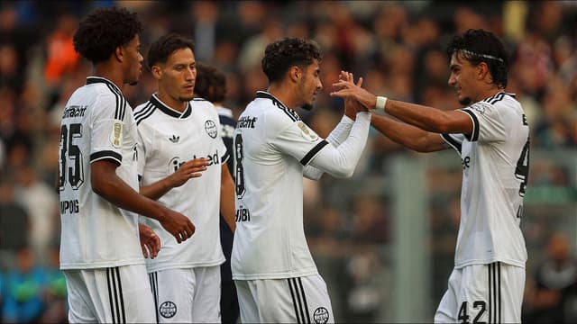 eintracht-frankfurt-smash-st-tonis-in-record-german-cup-rout