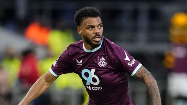 lyle-foster-living-on-borrowed-time-at-burnley-admits-manager-nicky-hayen-1