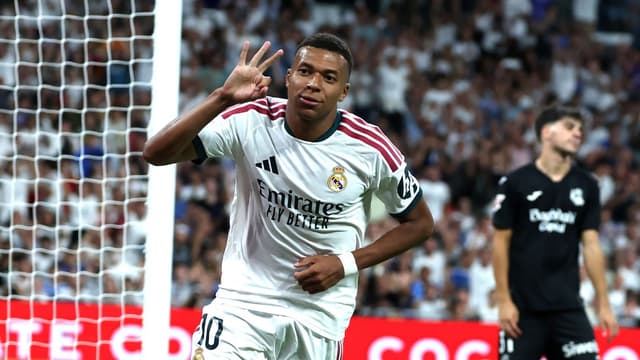 kylian-mbappe-hat-trick-sees-real-madrid-ease-past-real-sociedad-1
