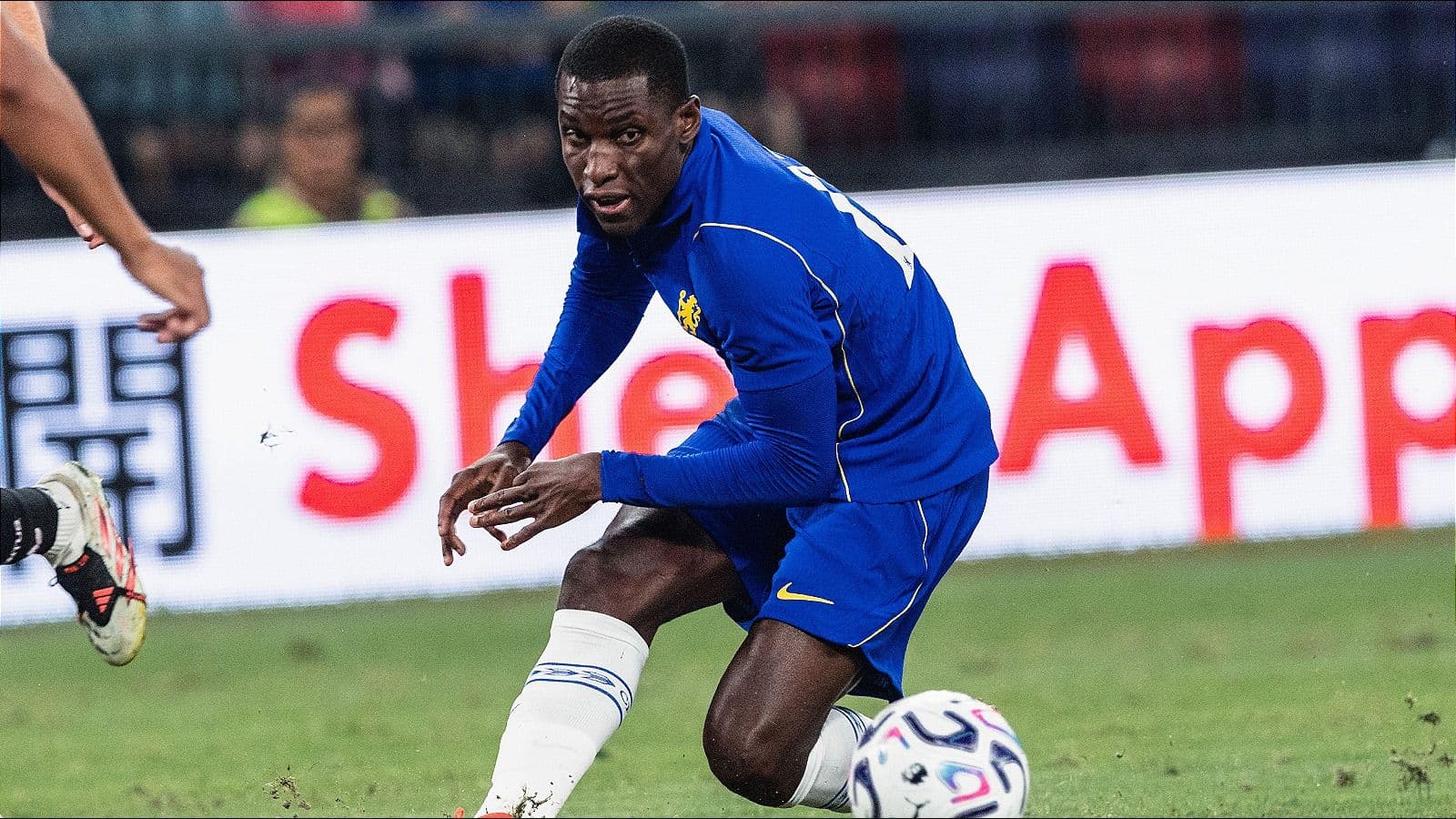 Nicolas Jackson reunites with Unai Emery as Aston Villa complete Chelsea deal