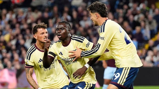 bukayo-saka-strikes-as-arsenal-grind-down-aston-villa-for-victory