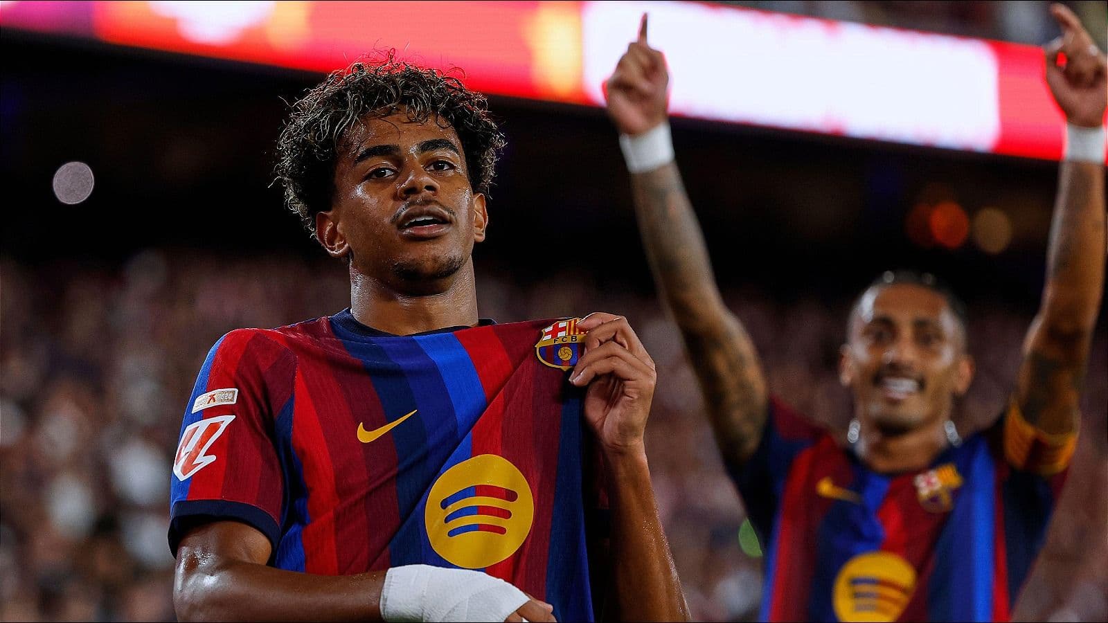 Lamine Yamal and Raphinha fire Barcelona to big win over Rayo Vallecano