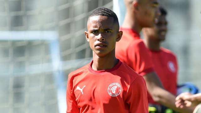 talented-young-hope-winger-edmilson-chaney-joins-orlando-pirates-1