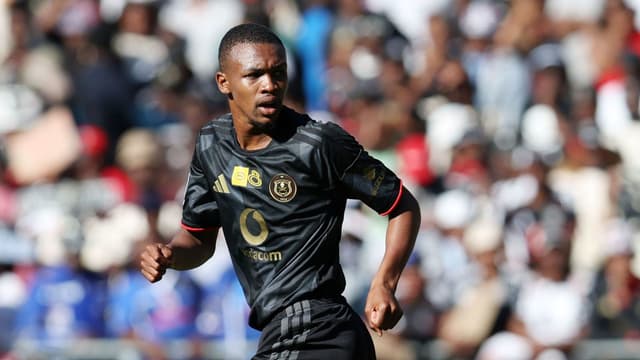 simphiwe-selepe-determined-to-make-the-most-of-rare-start-for-orlando-pirates-1