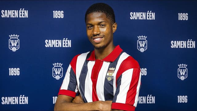 chido-obi-leaves-man-utd-on-loan-for-eredivisie-side-willem-ii-2