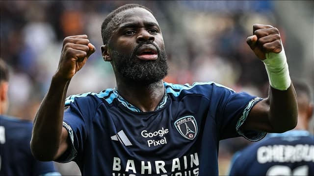 lassine-sinayoko-hat-trick-seals-paris-f-cs-historic-marseille-win-1