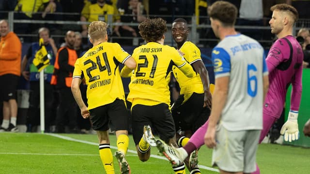 guirassy-brace-helps-dortmund-sink-villarreal-in-five-goal-champions-league-encounter