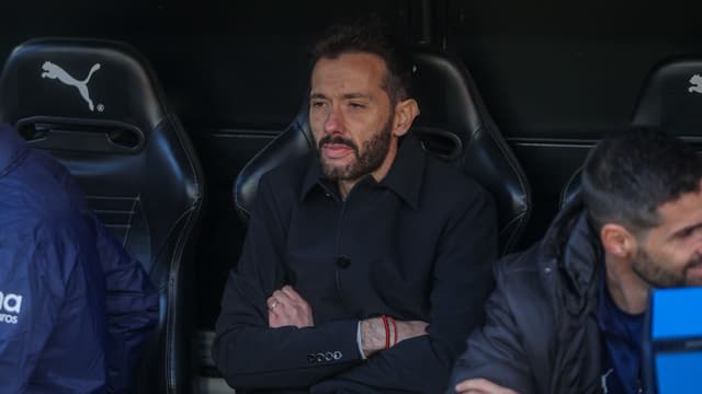 valencia-undergo-managerial-overhaul-as-head-coach-sporting-director-both-sacked