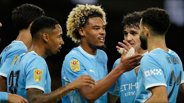 floyd-samba-strikes-twice-on-dream-man-city-debut-1