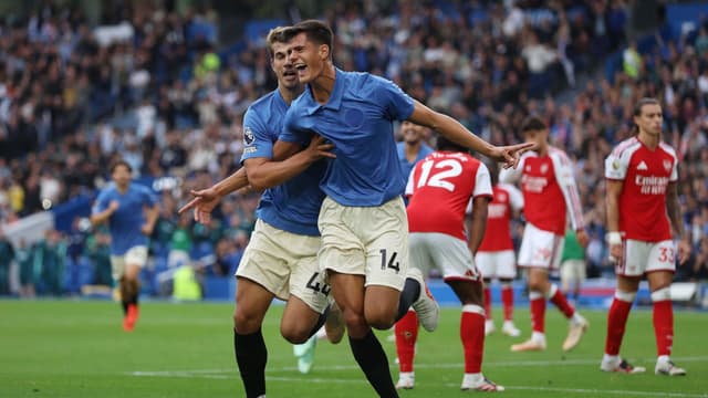 premier-league-brighton-strike-three-times-to-stun-defending-champions-arsenal