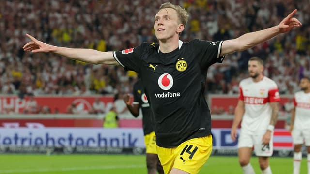 borussia-dortmund-edge-stuttgart-to-go-top-of-bundesliga-2