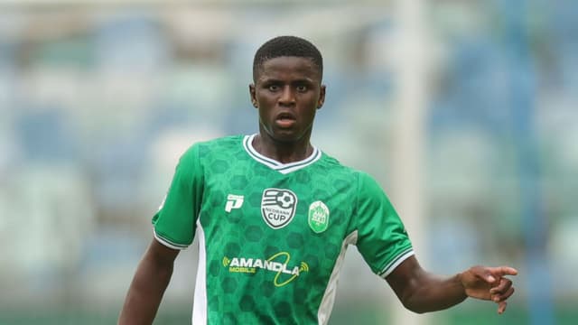 mamelodi-sundowns-snap-up-ama-zulu-centre-back-wandile-dube-1