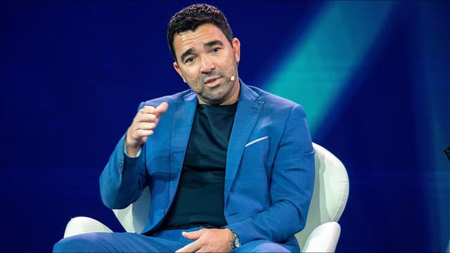 deco-explains-julian-alvarez-failure-as-raphinha-finds-new-role-at-barcelona