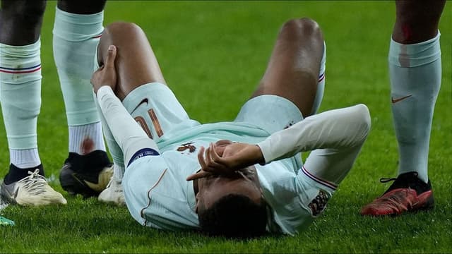 nations-league-goalscorer-mbappe-injured-as-france-edge-turkey-and-belgium-stun-italy-2